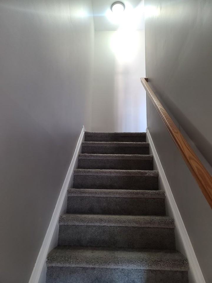 218 Crown Ct - Photo 7 of 50