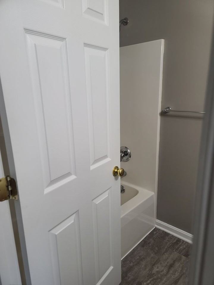 218 Crown Ct - Photo 2 of 50