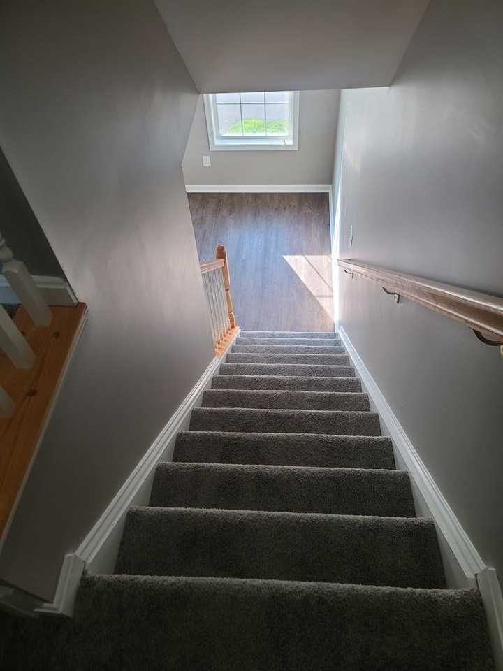218 Crown Ct - Photo 7 of 50