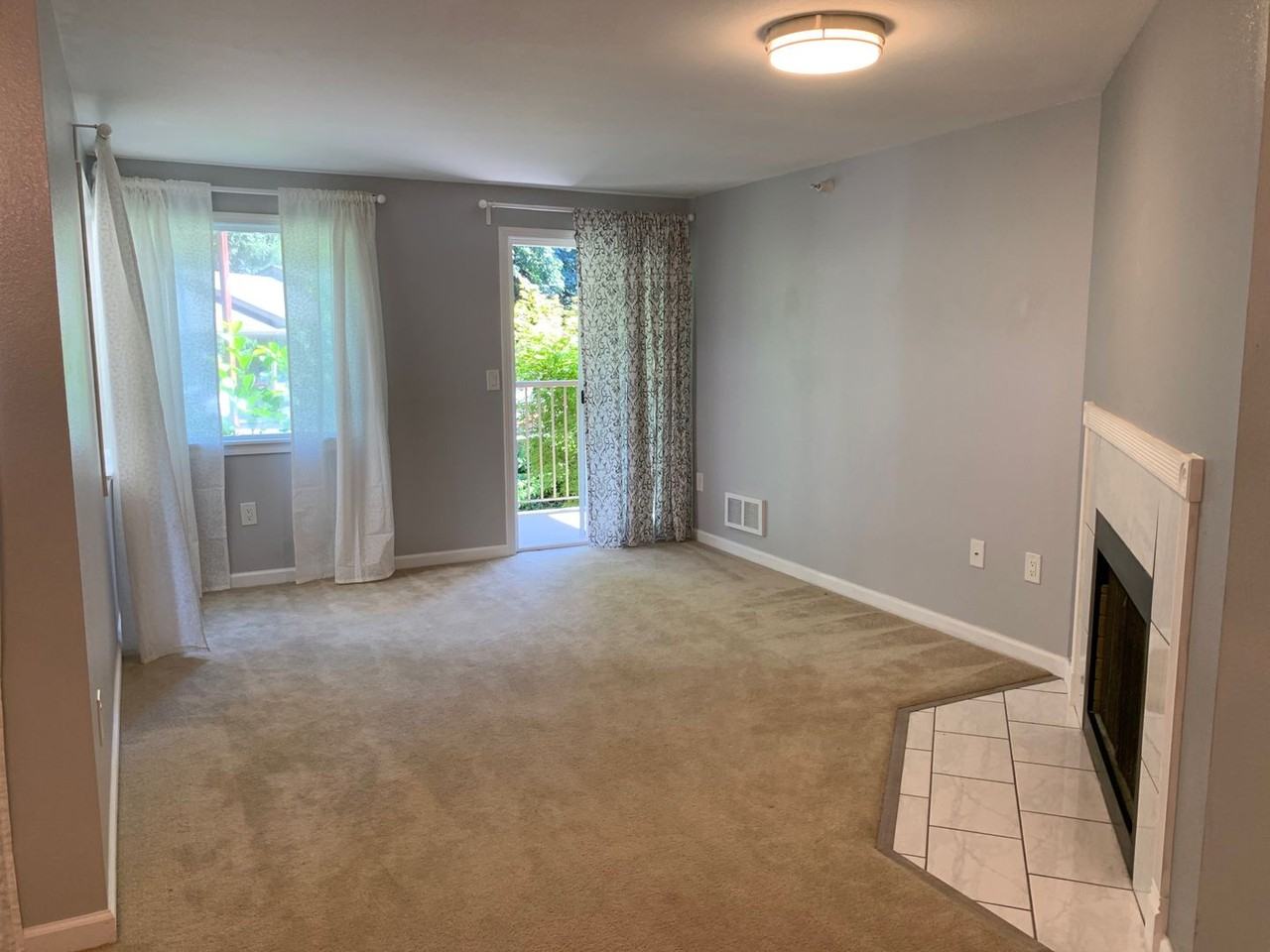 700 Front St S #D209 - Photo 4 of 7