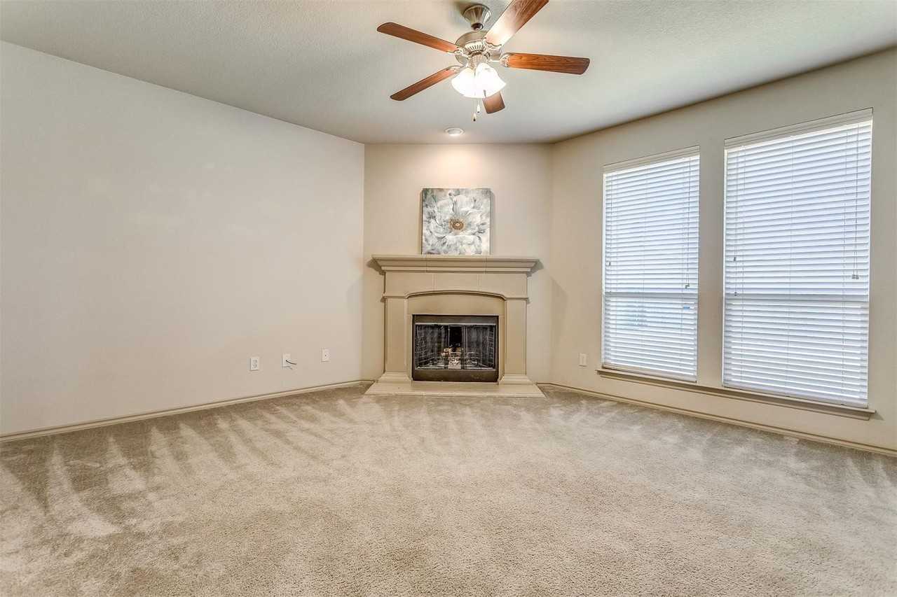 3128 Buckthorn Ln - Photo 5 of 27