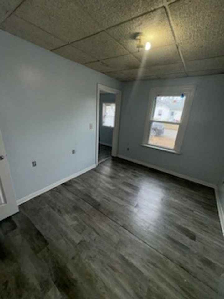 1503 E Franklin St - Photo 4 of 9