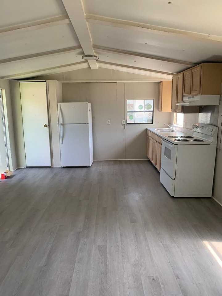 126 Holly Vista Ln - Photo 2 of 5