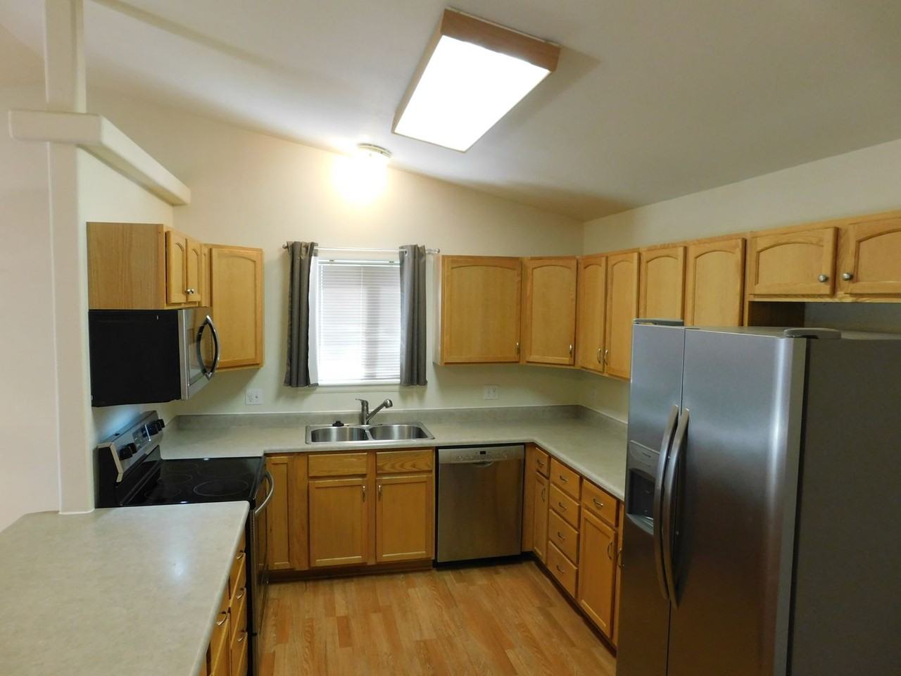 2989 Summerbrook Dr - Photo 5 of 18