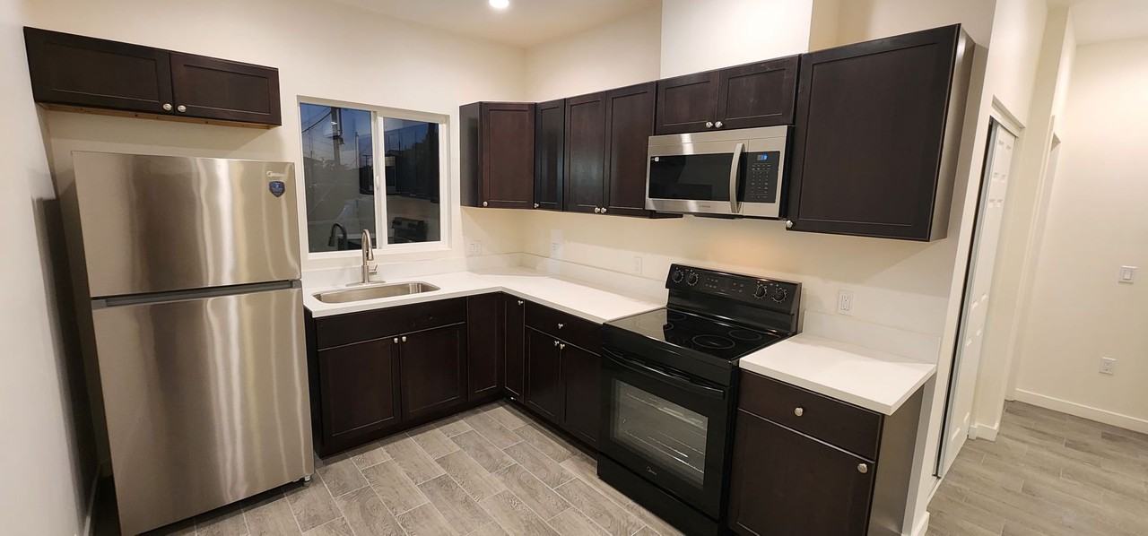 3808 3808 Cottonwood - 1931 Woden - Photo 6 of 19