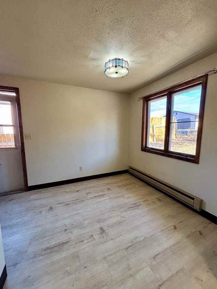 15 S Helena Ave - Photo 5 of 9