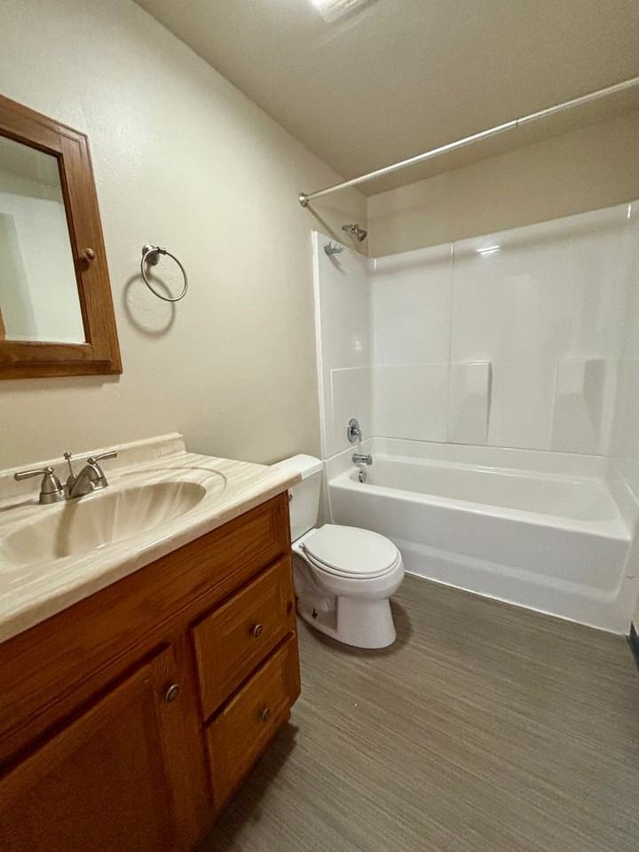 15 S Helena Ave - Photo 6 of 9