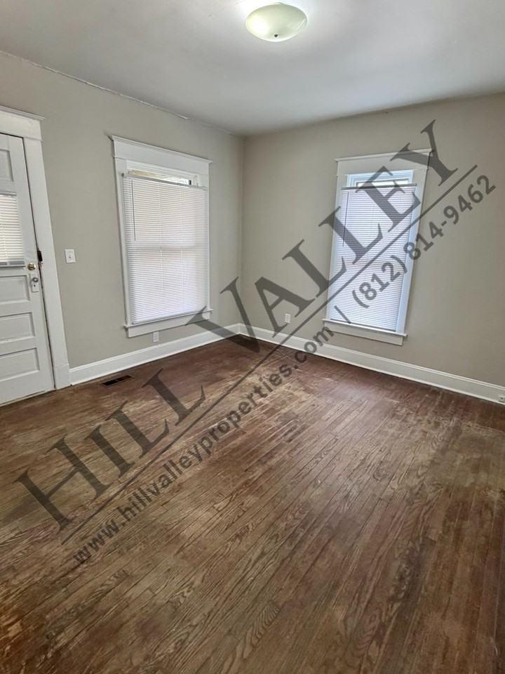 1306 S 19th St - Photo 2 of 8