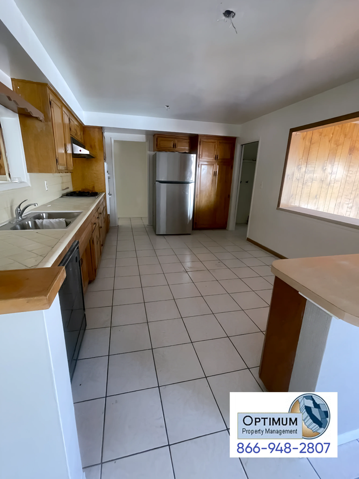 340 Cindy Ct - Photo 6 of 21