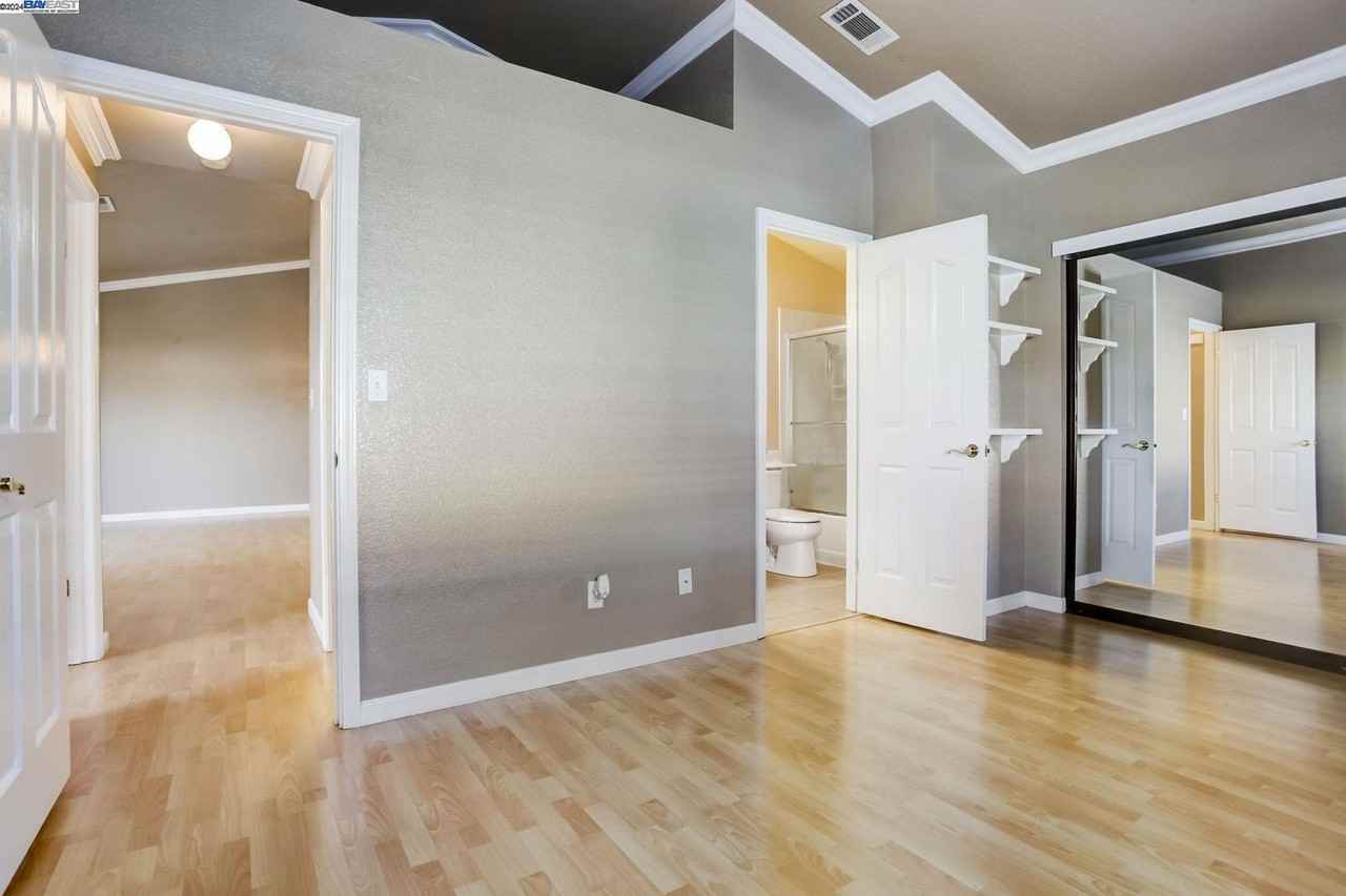 851 Villa Ter - Photo 5 of 18