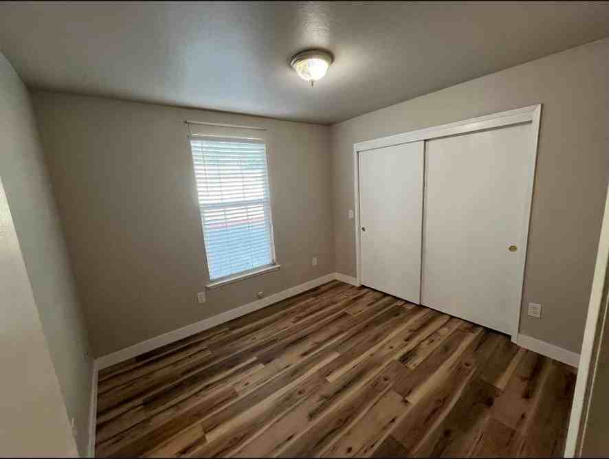 Updated Downtown Sonora Apartment - Photo 2 of 5