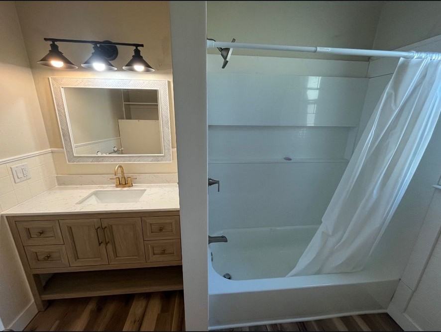 Updated Downtown Sonora Apartment - Photo 3 of 5