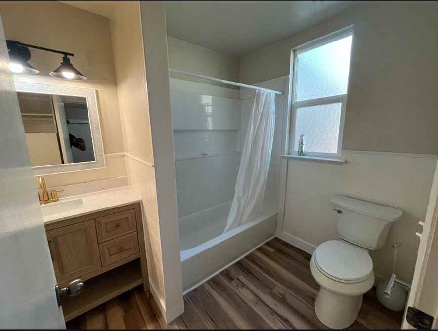 Updated Downtown Sonora Apartment - Photo 4 of 5