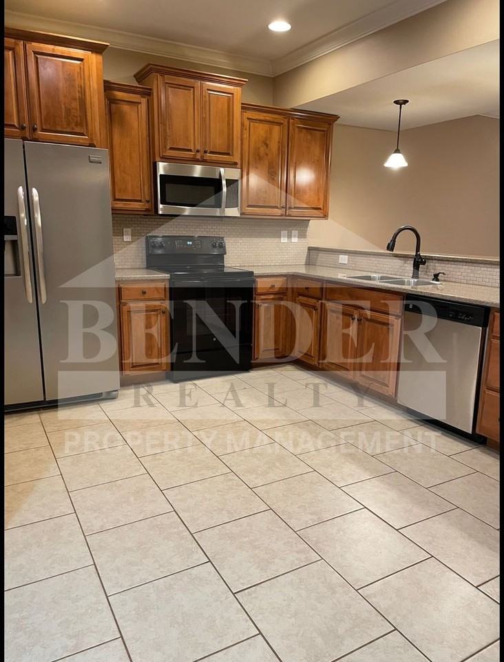 250 Ramsey St Ne - Photo 4 of 14