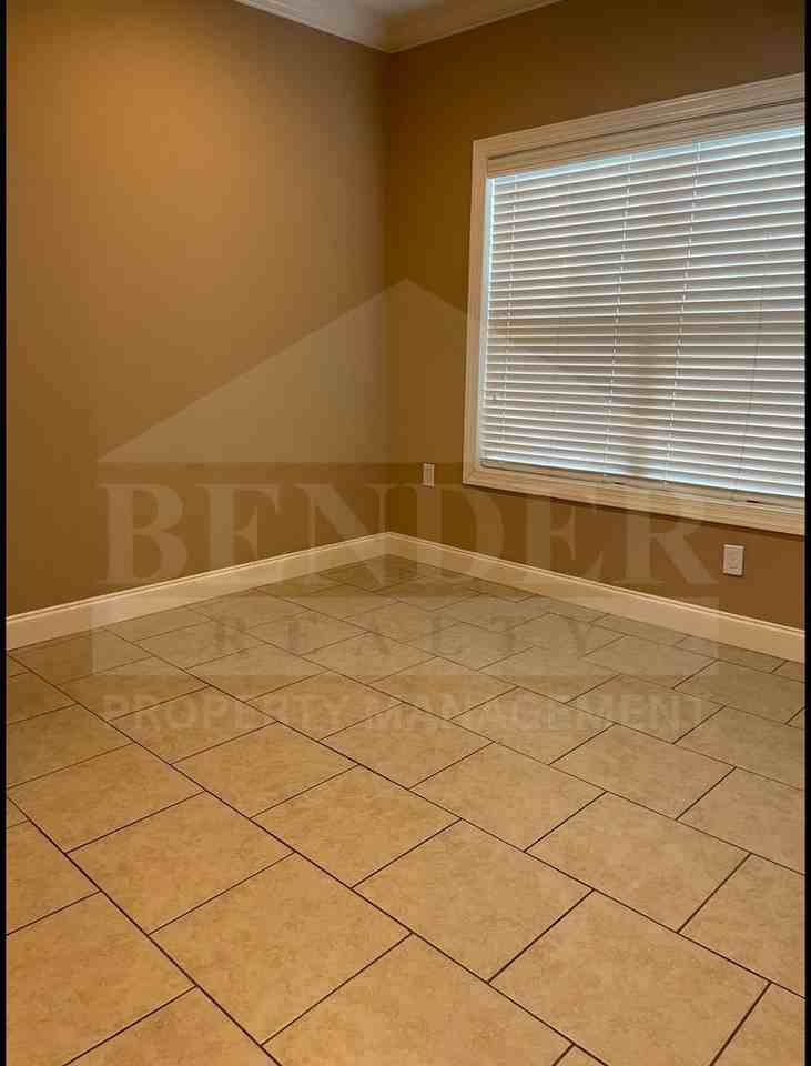 250 Ramsey St Ne - Photo 5 of 14