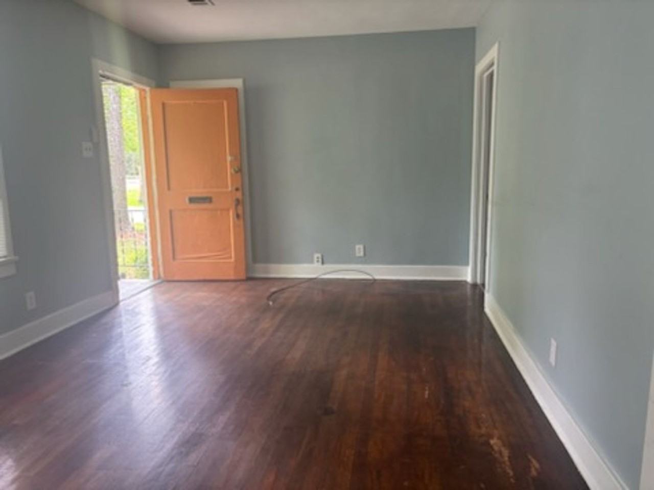 4833 Churchill Dr - Photo 2 of 12