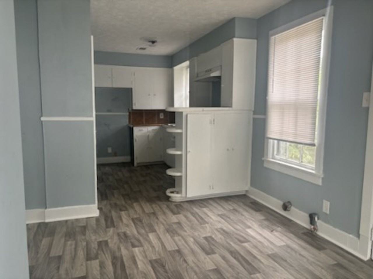 4833 Churchill Dr - Photo 6 of 12