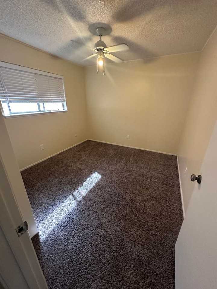 3333 El Encanto Ct - Photo 7 of 10