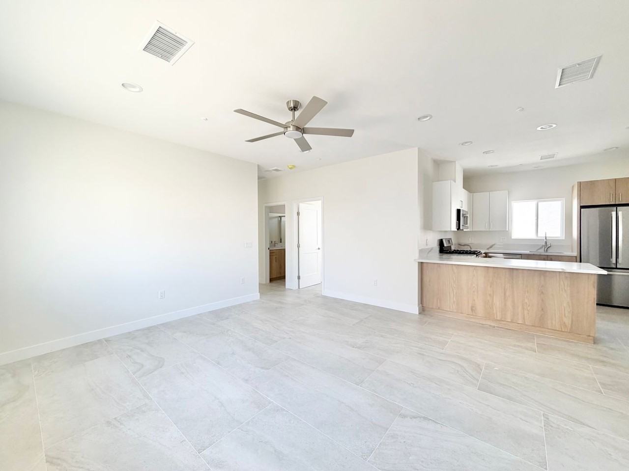 30125 30125 - 30127 Avenida Juarez - 30127 #30127 - Photo 3 of 15