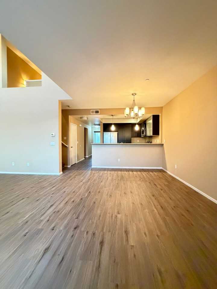 405 W 2nd Ave #1104 - Photo 3 of 18