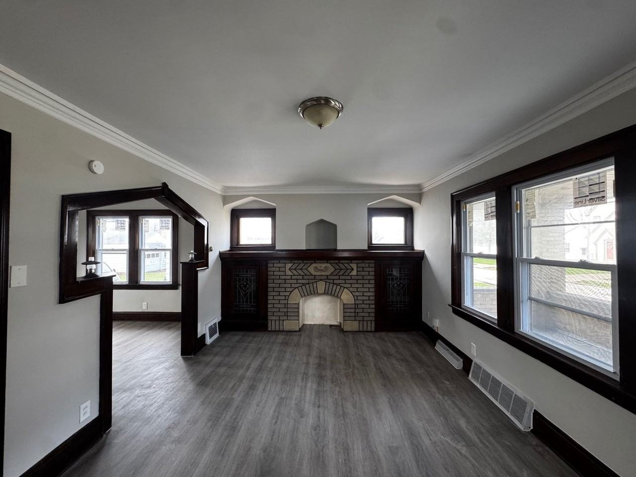 20470 Lindbergh Ave - Photo 7 of 35