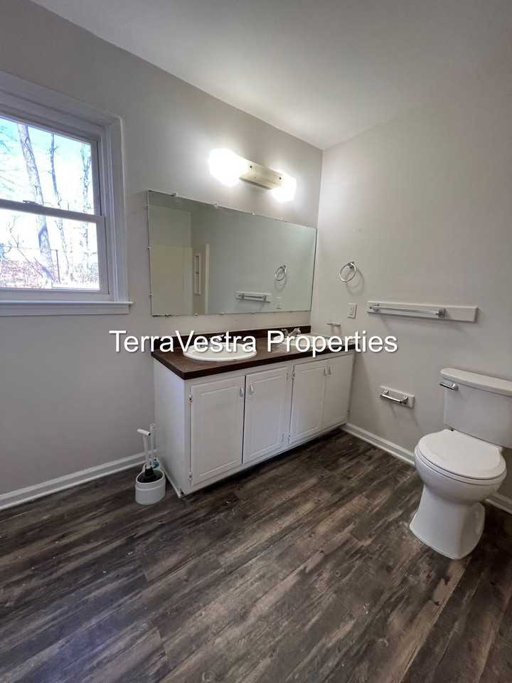 23 Spar Dr - Photo 6 of 14