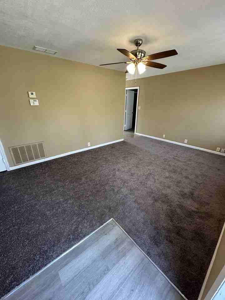 7405 E 112th St - Photo 2 of 13