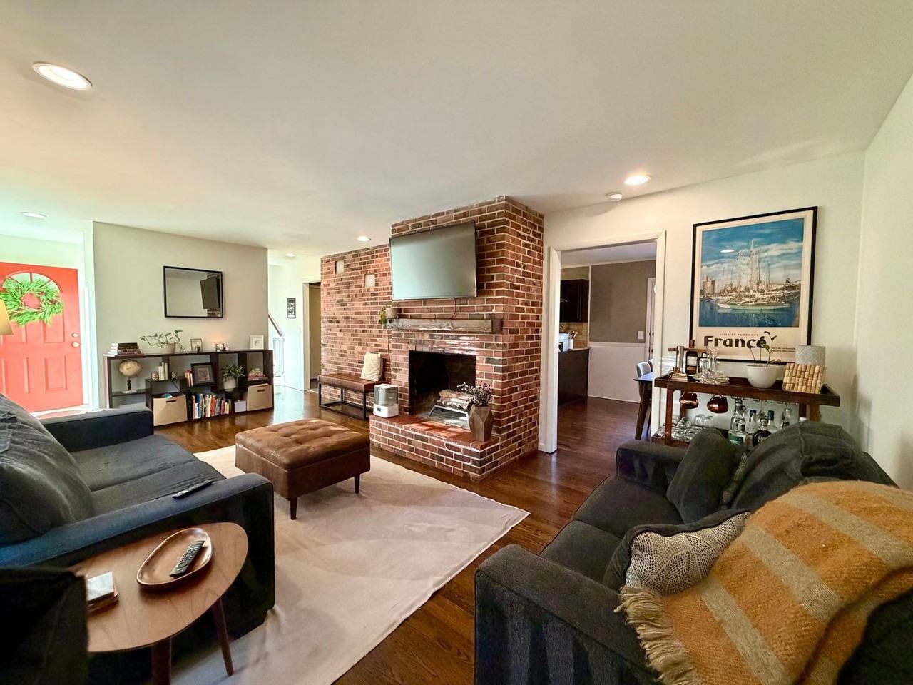 7710 Chadwick St - Photo 4 of 20