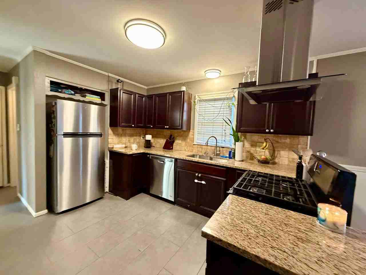 7710 Chadwick St - Photo 7 of 20