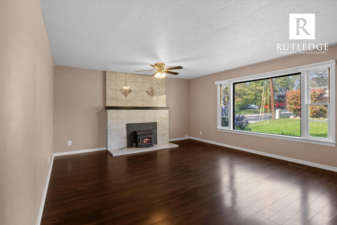 134 Highland Dr - Photo 6 of 19