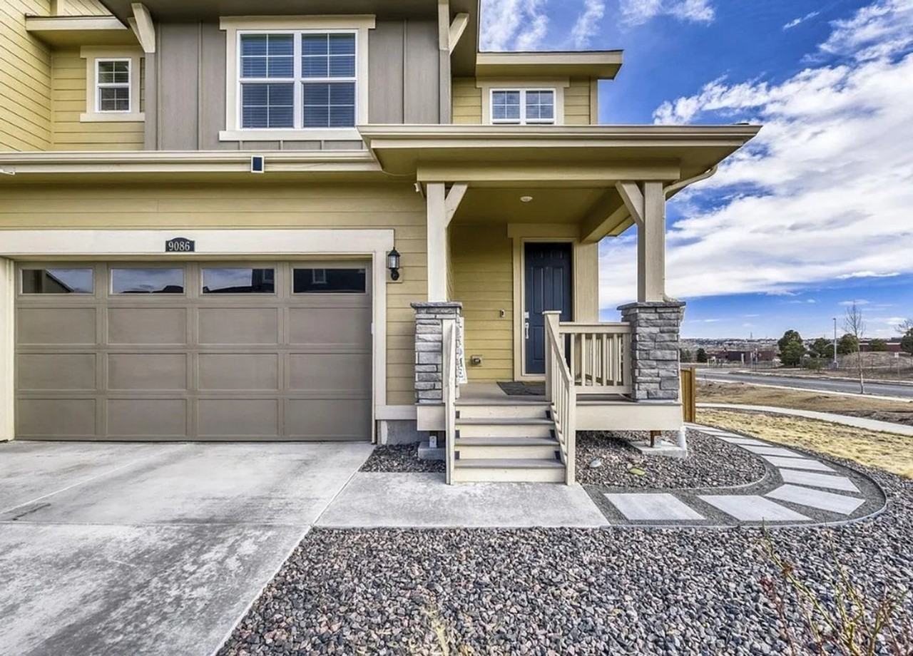 9086 Spaulding St - Photo 3 of 22