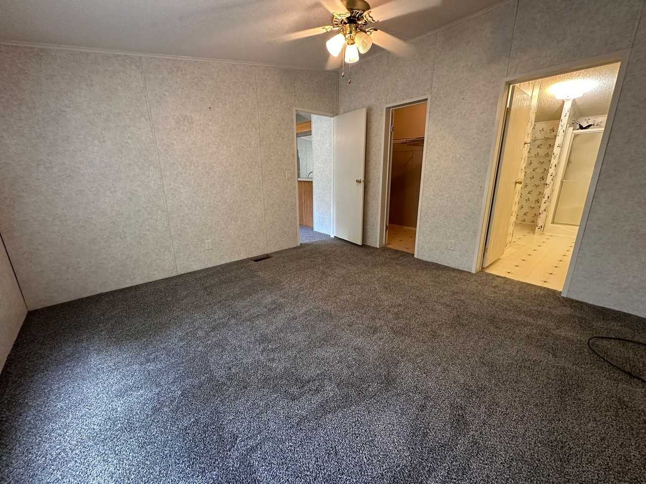 5636 Caratoke Hwy - Photo 4 of 11