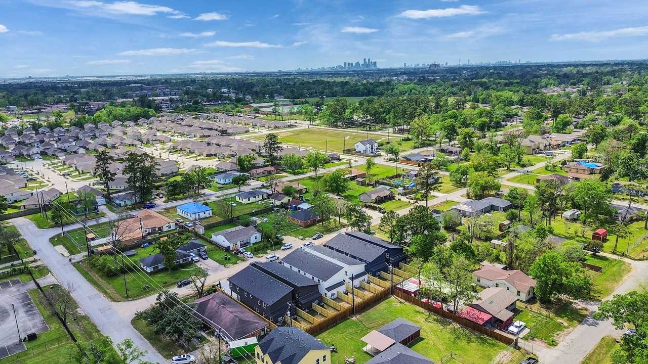 8623 Homewood Ln #A - Photo 5 of 37