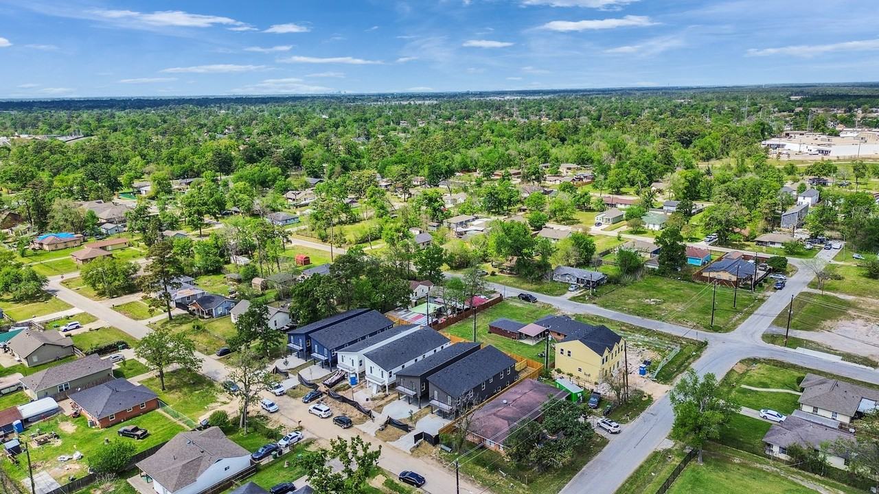 8623 Homewood Ln #A - Photo 7 of 37