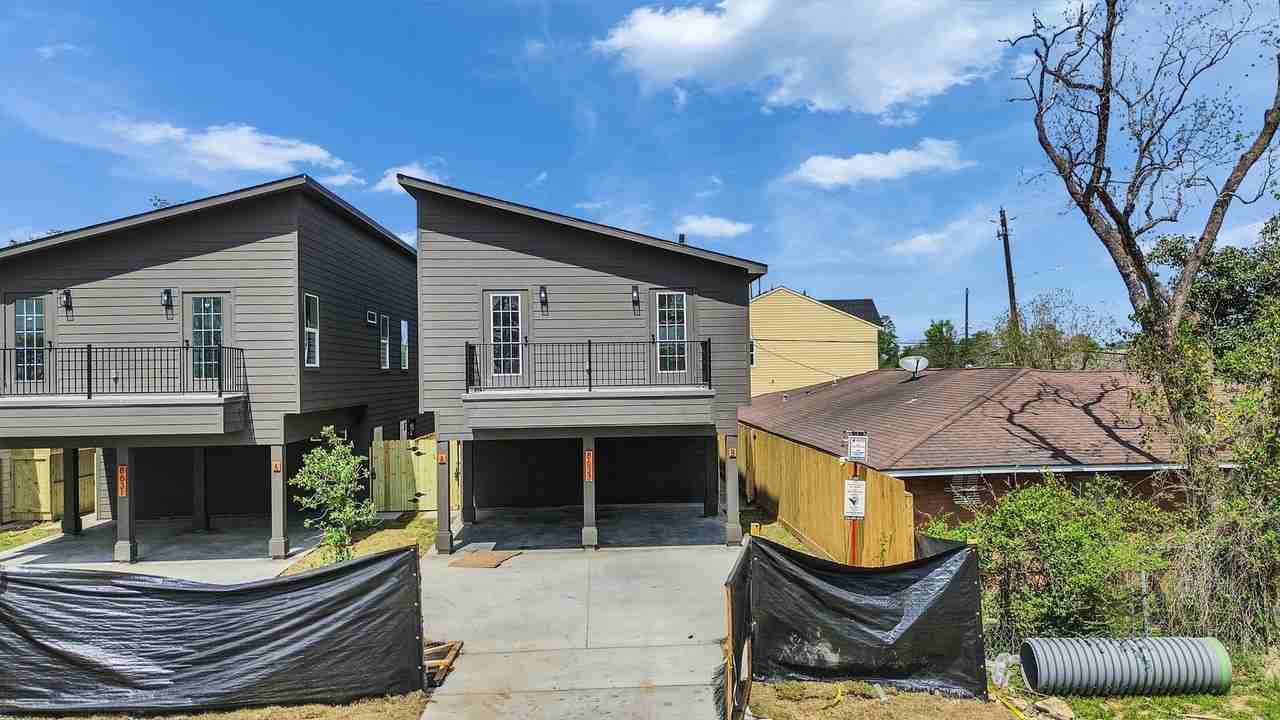 8623 Homewood Ln #B - Photo 2 of 30