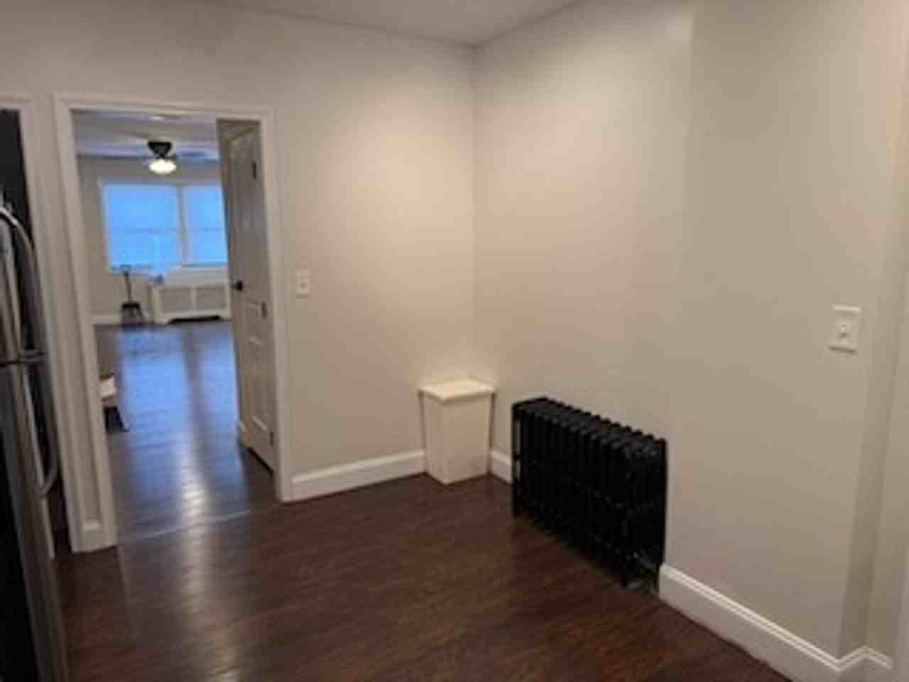 175 Krams Ave - Photo 6 of 24