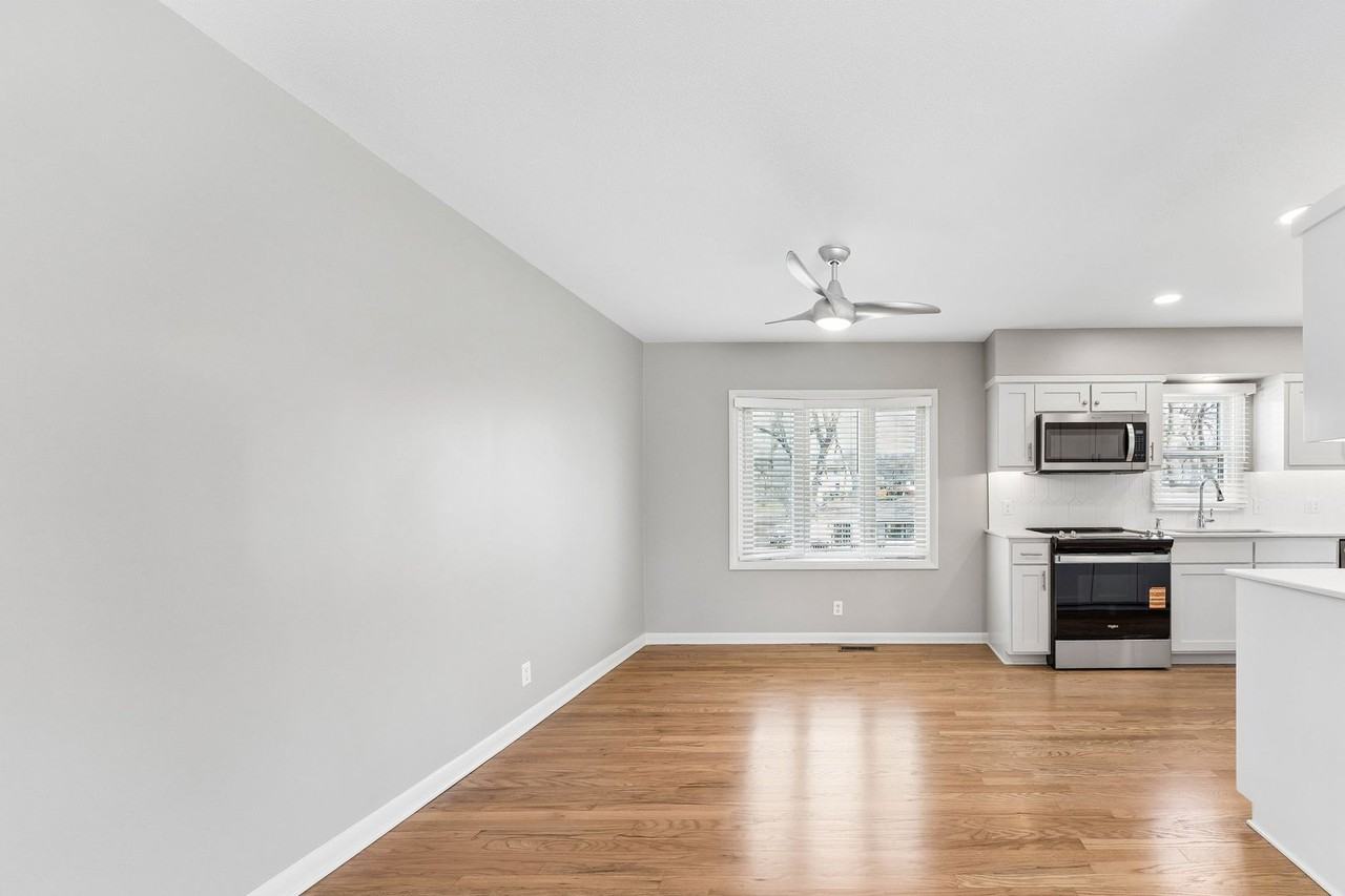 7922 Himebaugh Ave - Photo 7 of 25