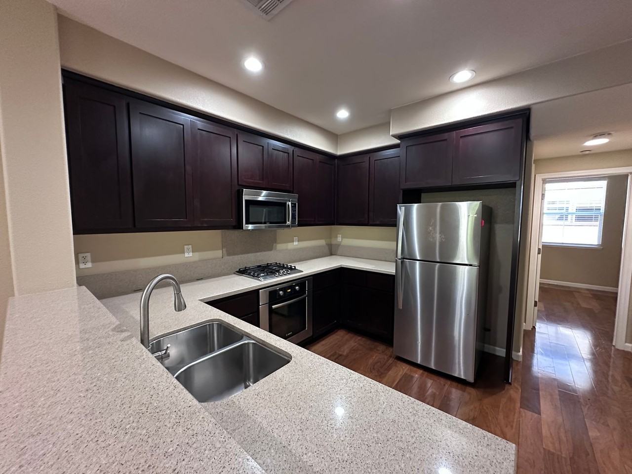 730 Cedarville Ln - Photo 3 of 26