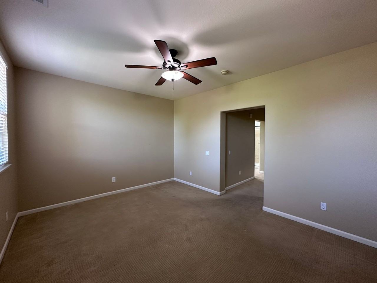 730 Cedarville Ln - Photo 7 of 26