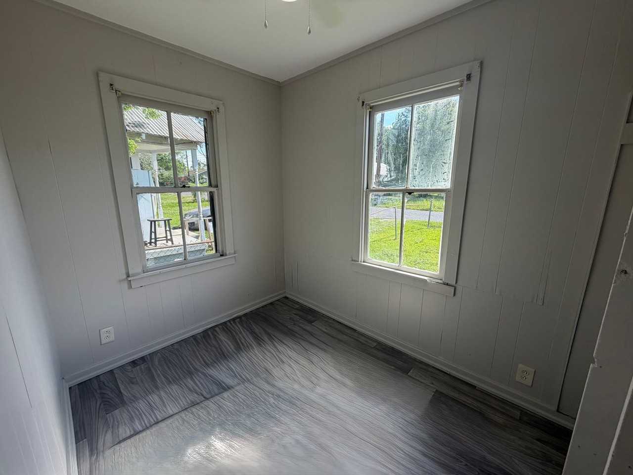 127 Nancy Ln - Photo 5 of 6