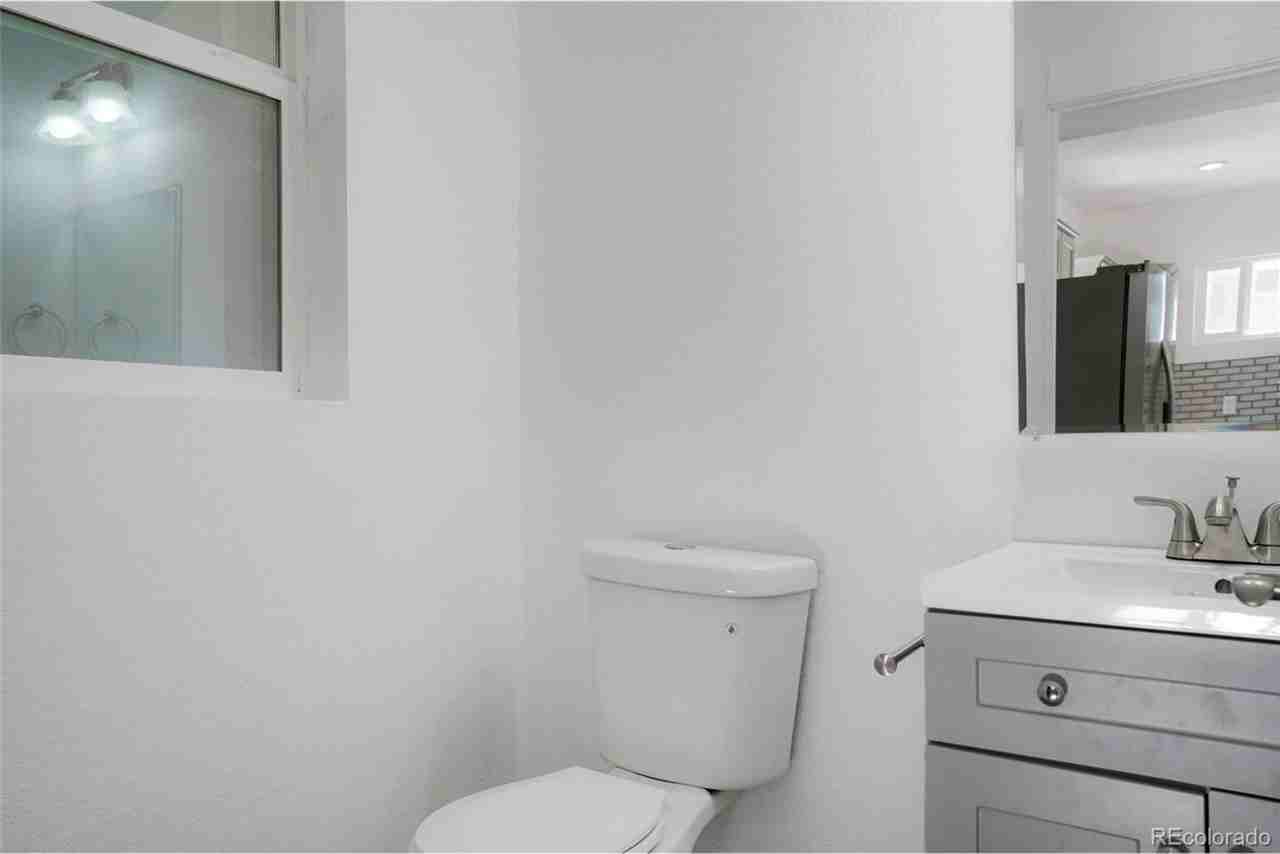 173 Inca St - Photo 7 of 15