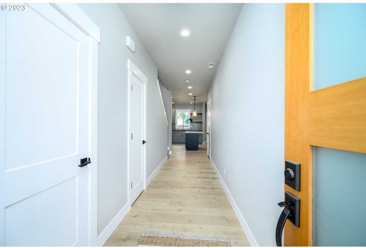 3198 Province Ct - Photo 4 of 30