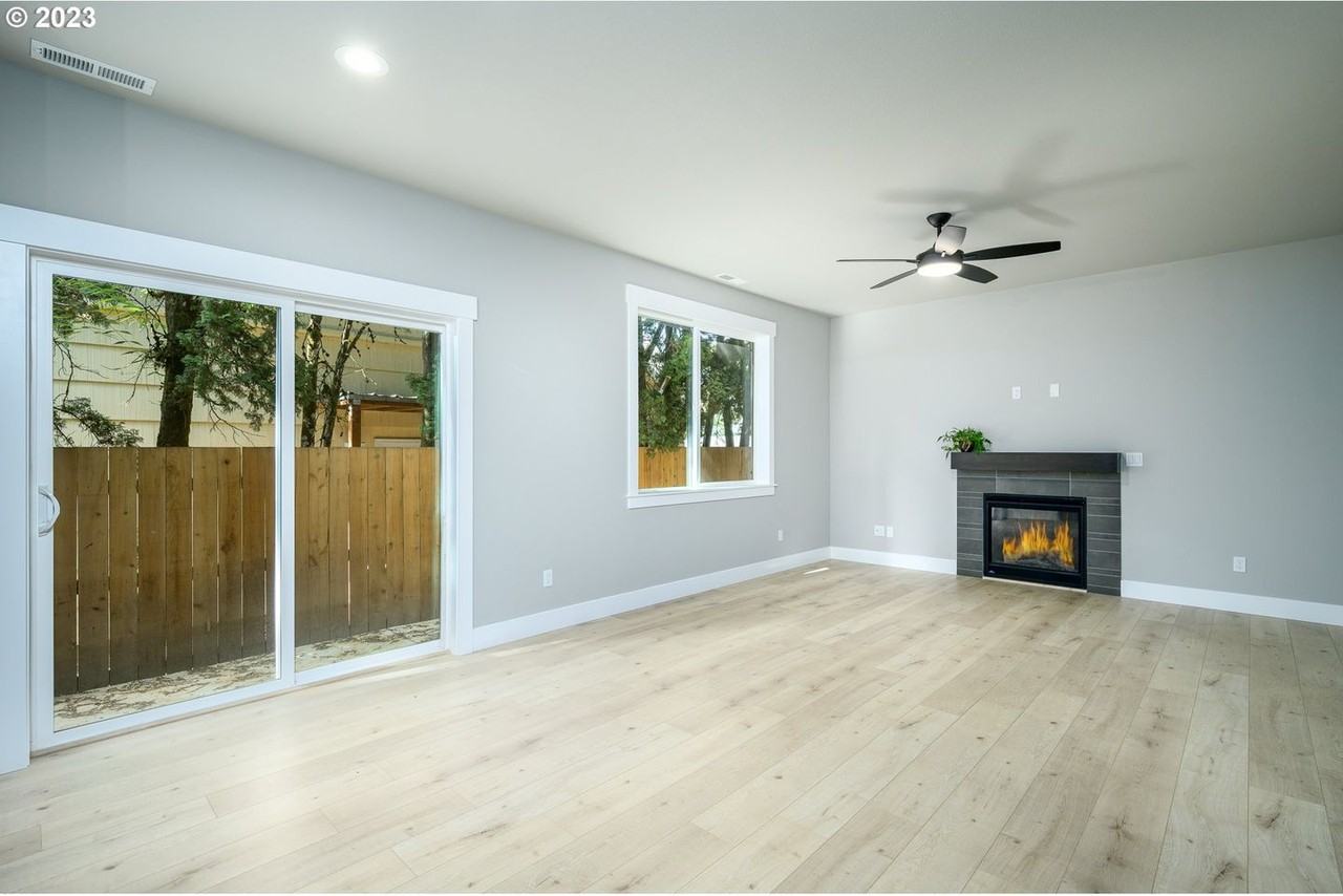 3198 Province Ct - Photo 6 of 30