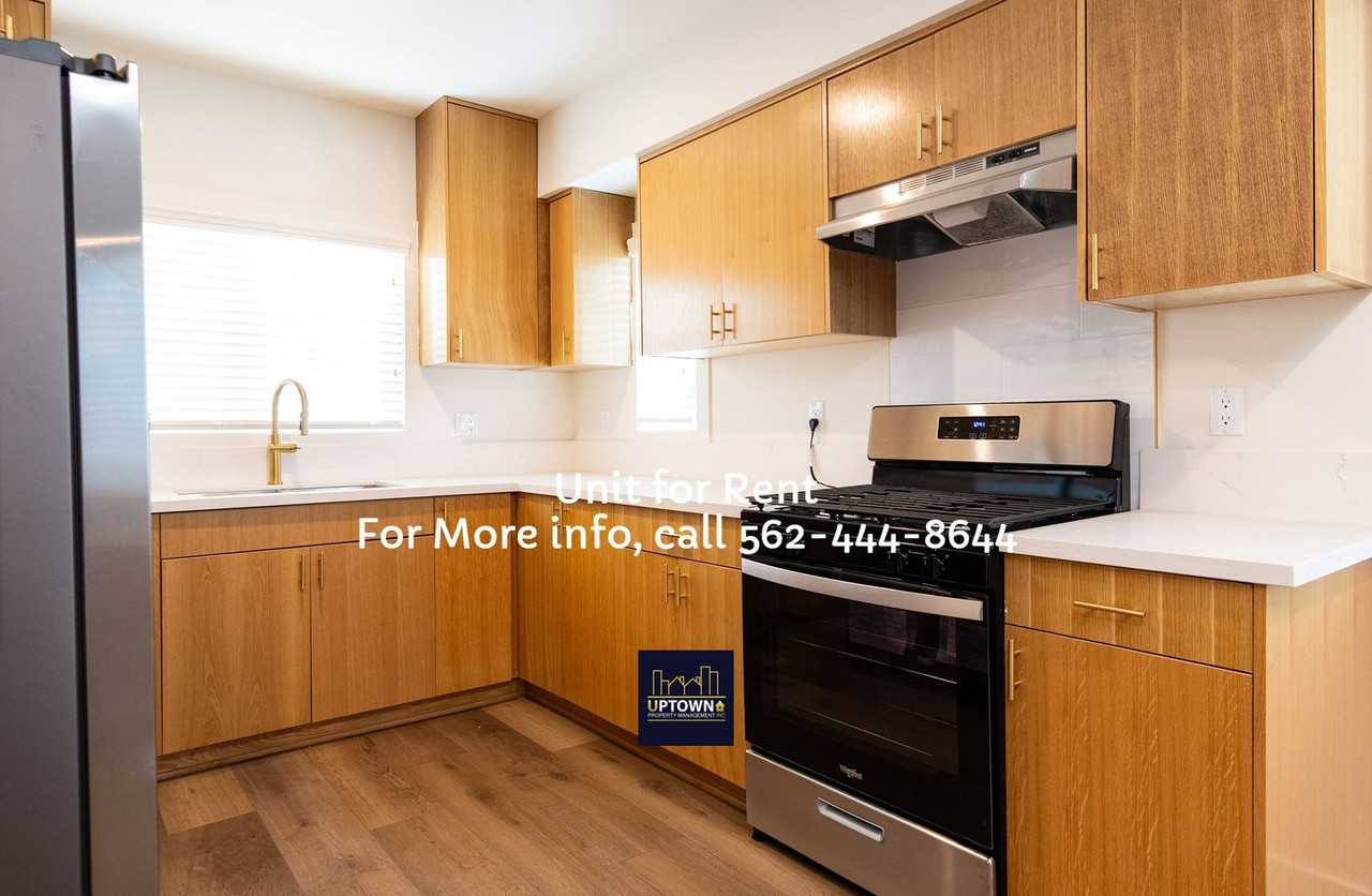 5301 Live Oak St #A - Photo 5 of 25