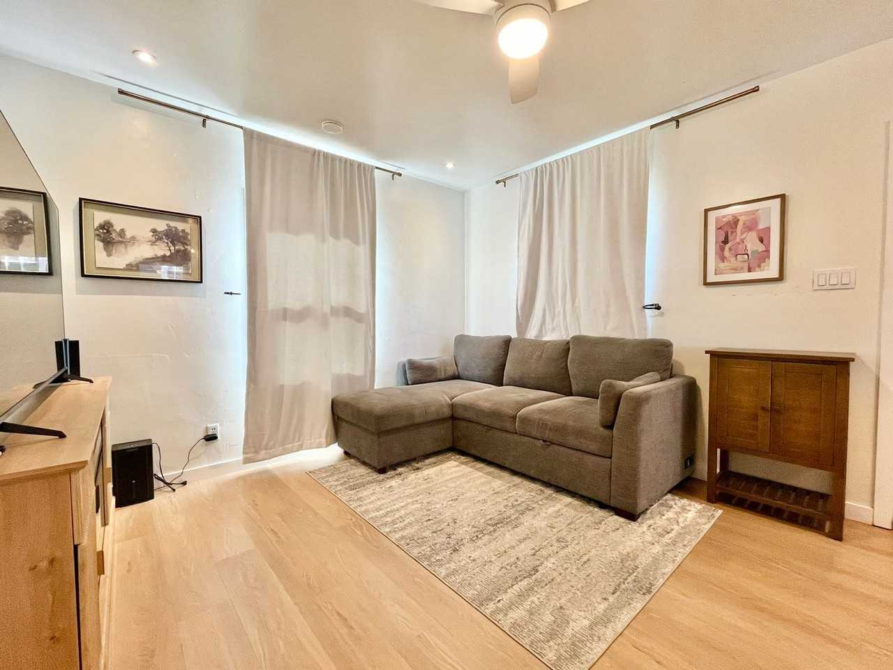 426 Crown Hill St - Photo 2 of 14