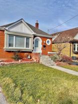 110 Weir St S - Photo 1 of 1