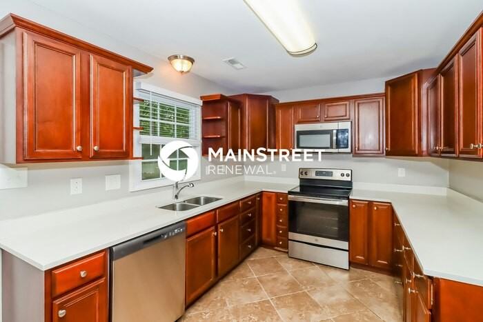 1303 Bellingham Dr - Photo 6 of 15