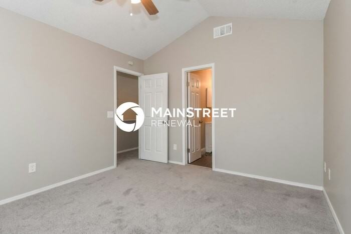 627 Staffordshire Dr - Photo 7 of 17