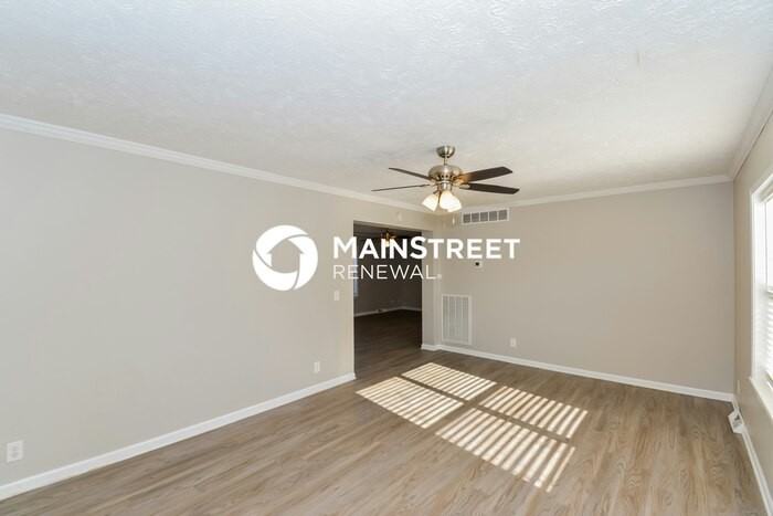 2003 Somerset Pl - Photo 3 of 17
