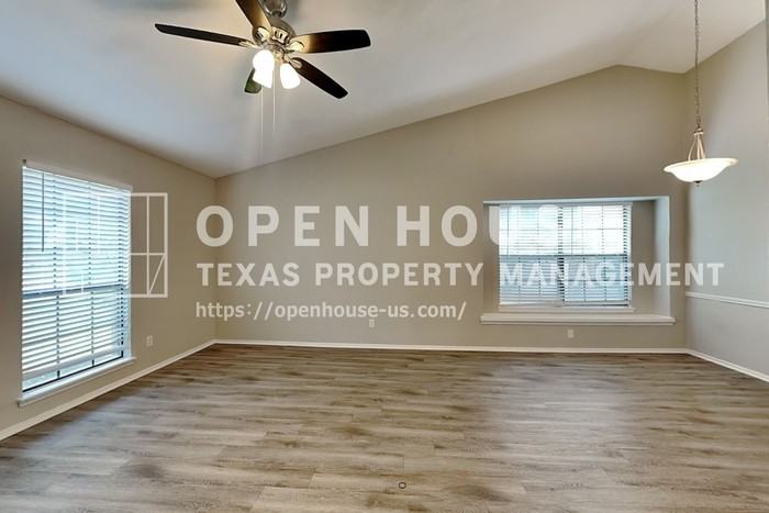 6809 Beeman Dr - Photo 5 of 22